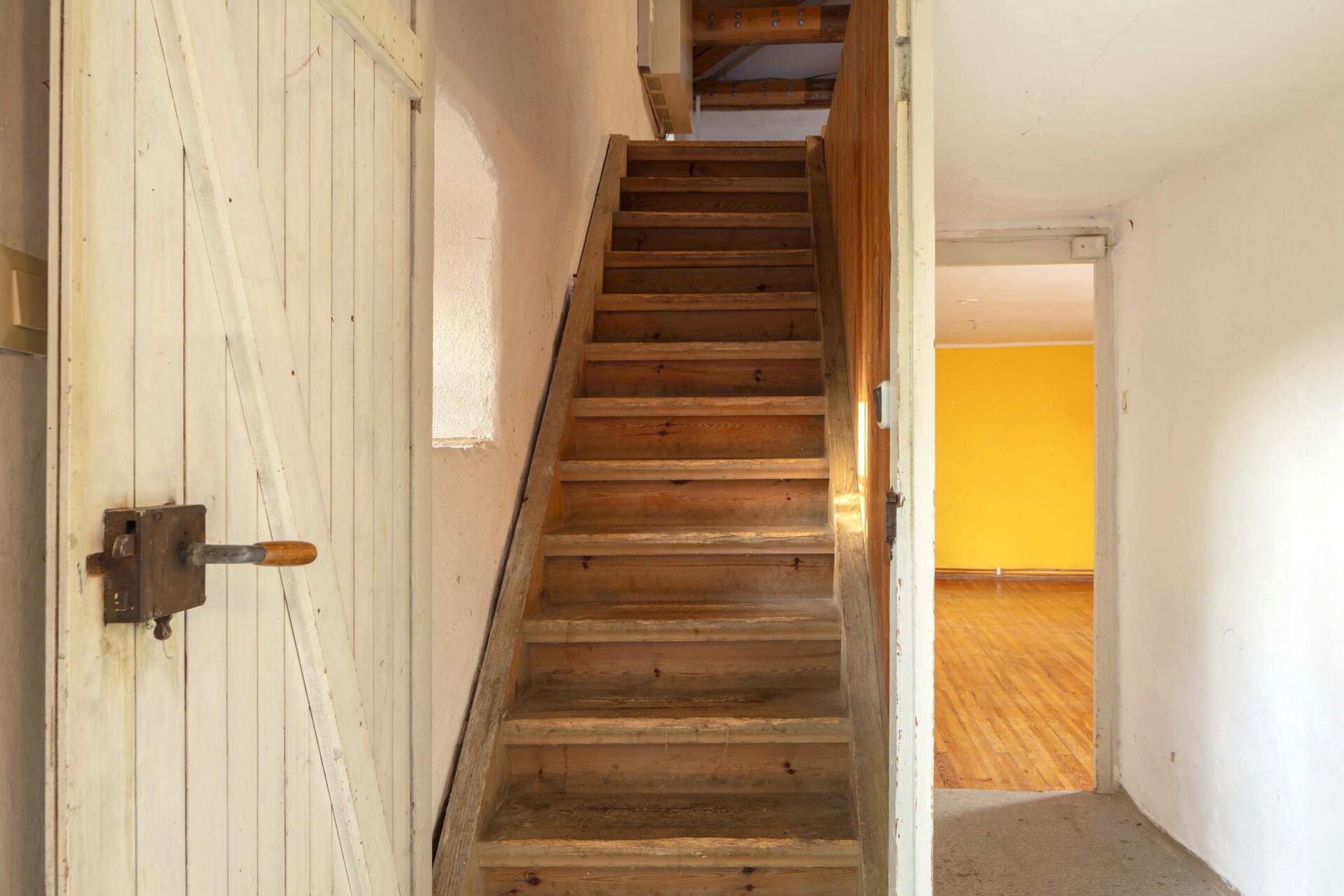 Treppe zur Galerie